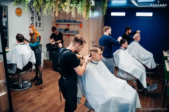Мужская парикмахерская Hestory на улице Революции фото 4